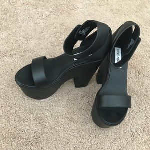 Steve Madden Black Platform Shoes - Lavaa Style